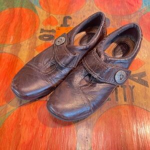 Clarks Artisan Kessa Betty Women's Brown Leather Loafers Shoes Slip-On Size 8